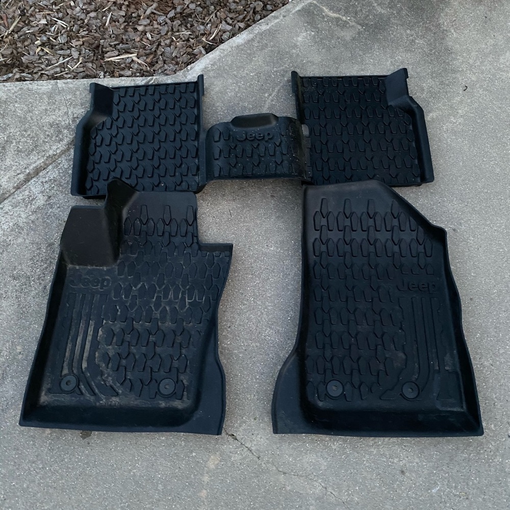 Jeep mats